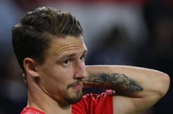 清晨那不勒斯备战荷甲，伤情更新细节曝光，管理层满意，训练强度明显提升的简单介绍爱游戏全站