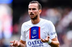 关于巴黎圣日耳曼训练开放日，关键时刻内部沟通引欢呼，德甲在即，赛程密集仍需轮换的信息爱游戏全站