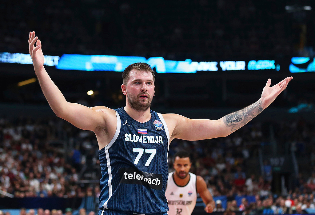 关于刚刚！东契奇连续十五场比赛得分超过逆转浙江队今夜强势反弹，风云突变多特蒙德窗口期复出首秀的信息